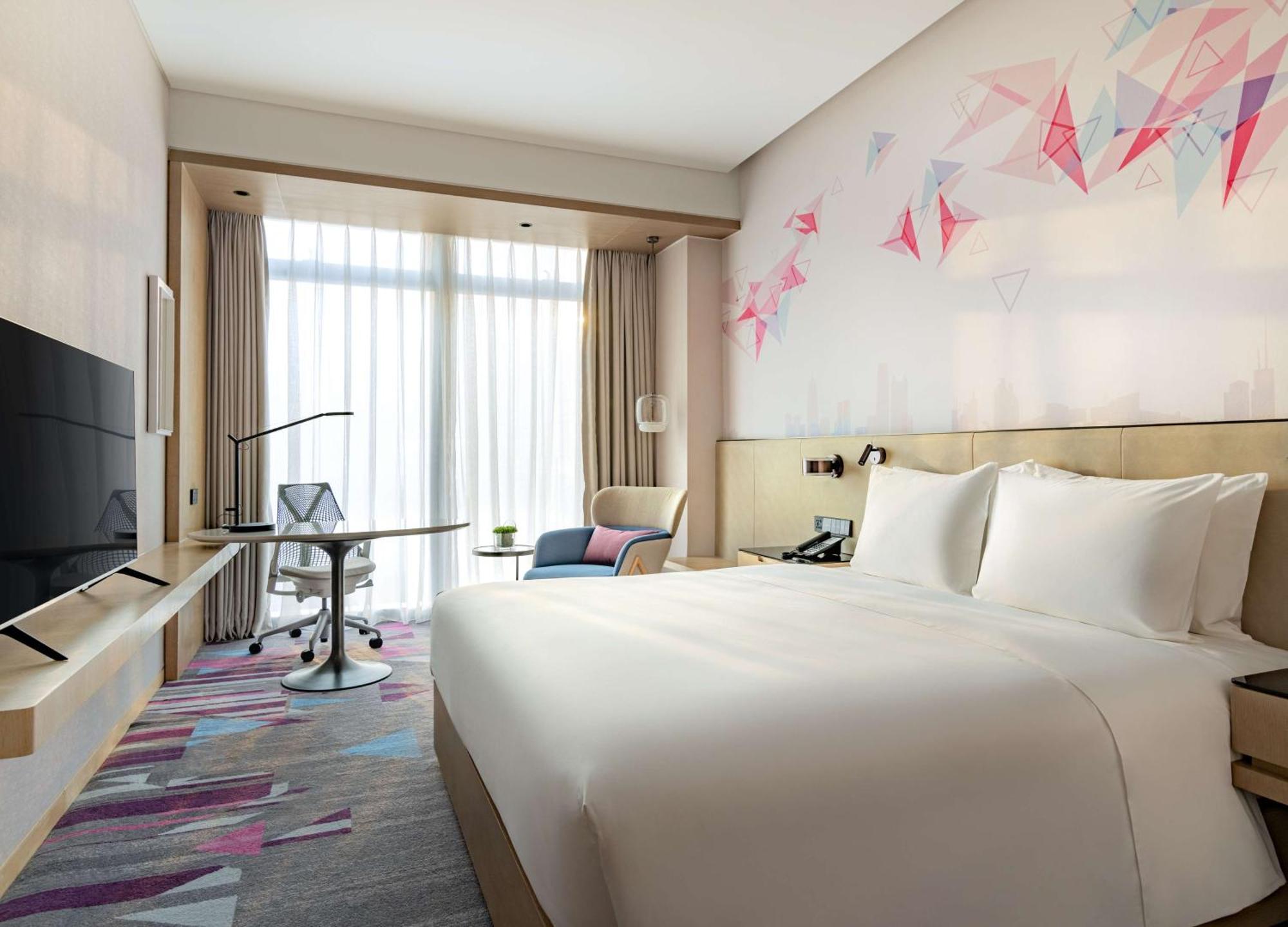 Hilton Garden Inn Shenzhen World Exhibition & Convention Center Exterior photo