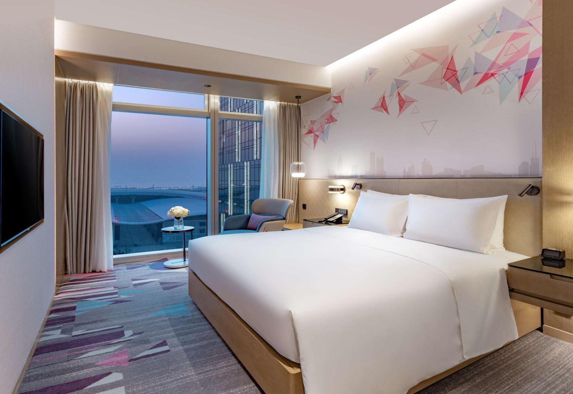 Hilton Garden Inn Shenzhen World Exhibition & Convention Center Exterior photo
