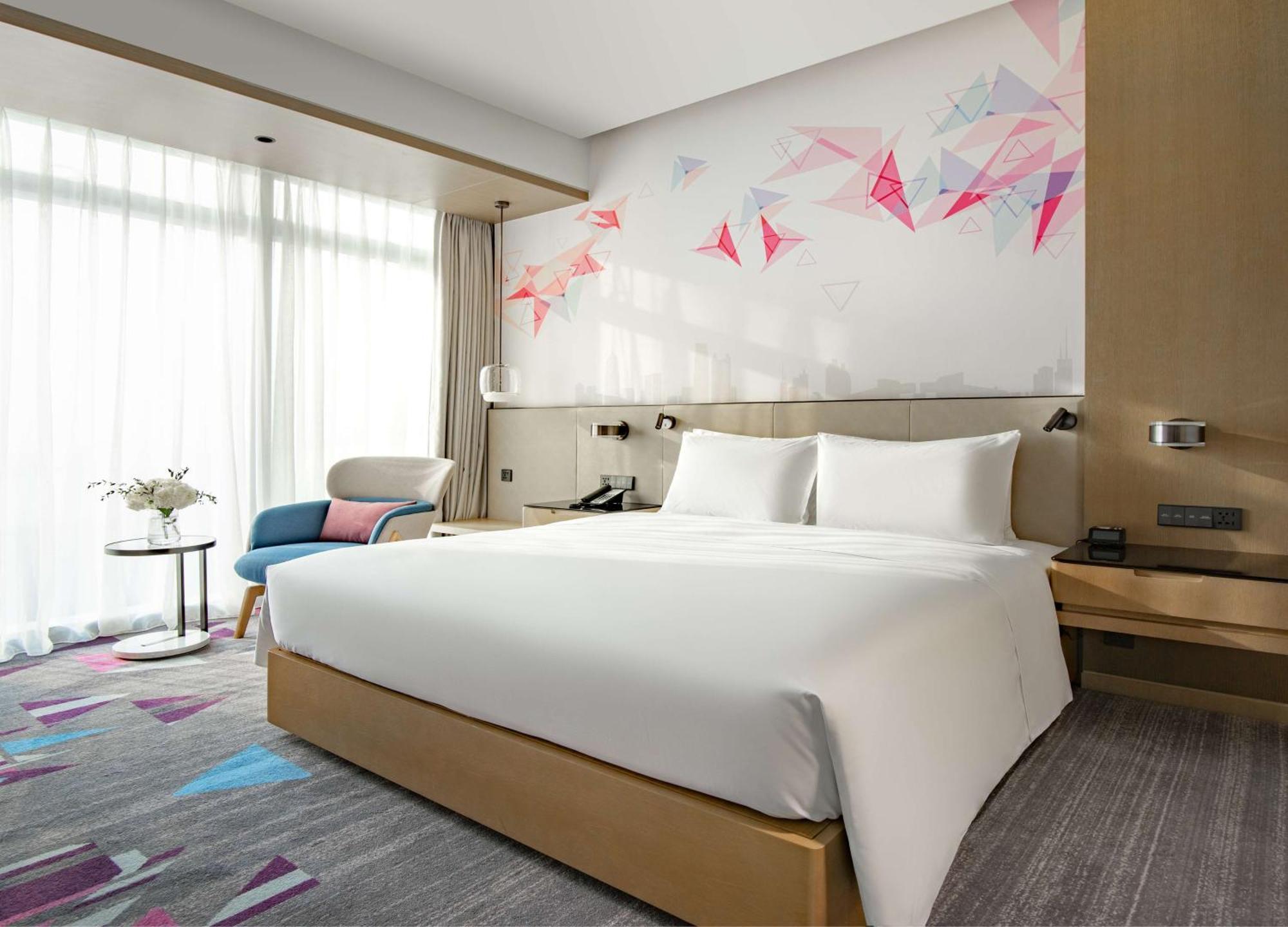 Hilton Garden Inn Shenzhen World Exhibition & Convention Center Exterior photo